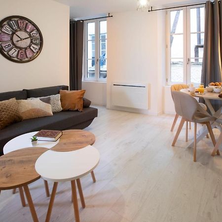 Le Nid 3 Etoiles Wifi, Netflix, Disney, Coeur De Bastide Villefranche-de-Rouergue Luaran gambar