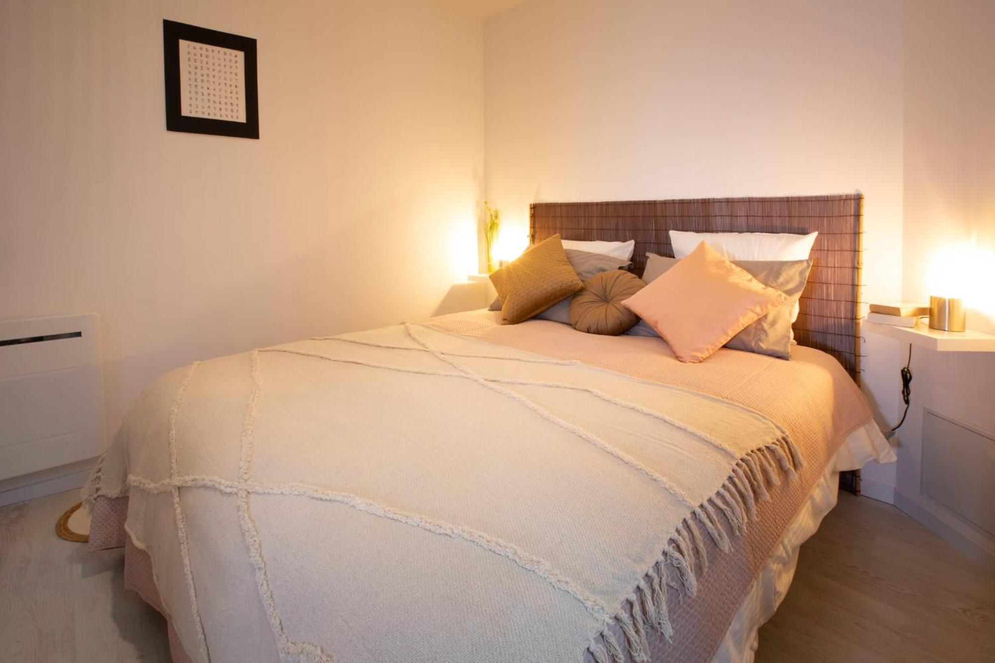 Le Nid 3 Etoiles Wifi, Netflix, Disney, Coeur De Bastide Villefranche-de-Rouergue Luaran gambar