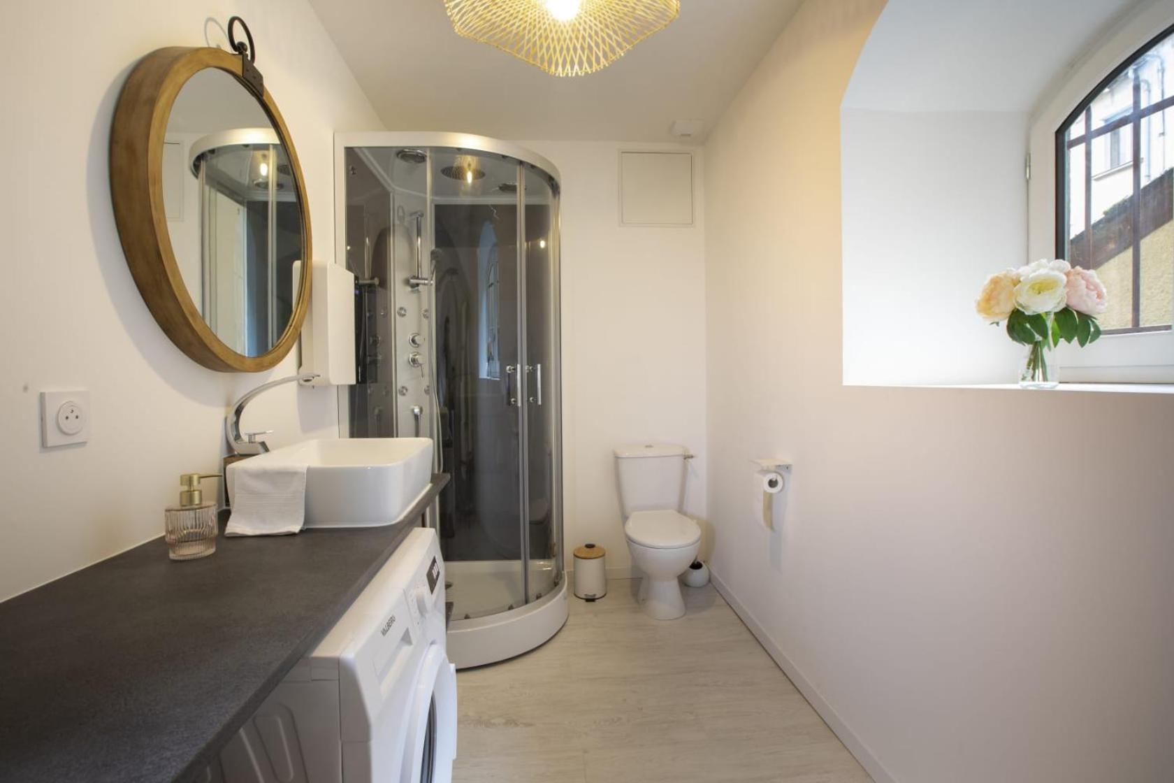 Le Nid 3 Etoiles Wifi, Netflix, Disney, Coeur De Bastide Villefranche-de-Rouergue Luaran gambar